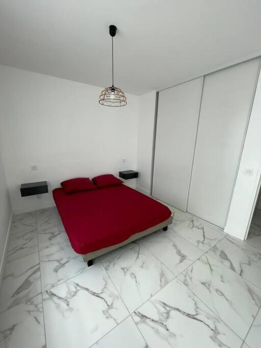 Appartement 2 Pieces, Salon Et Chambre, 44M2 Refait A Neuf Clichy Extérieur photo